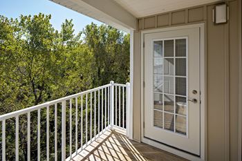 Balcony/patio*